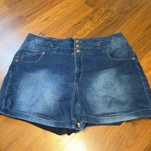 High Waisted Jean Shorts!